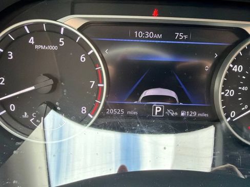 Used 2024 Nissan Sentra SV FWD image 11