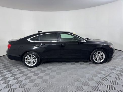 Used 2015 Chevrolet Impala LT w/ Convenience Package image 2