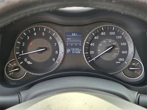 Used 2017 INFINITI Q70 3.7 image 31