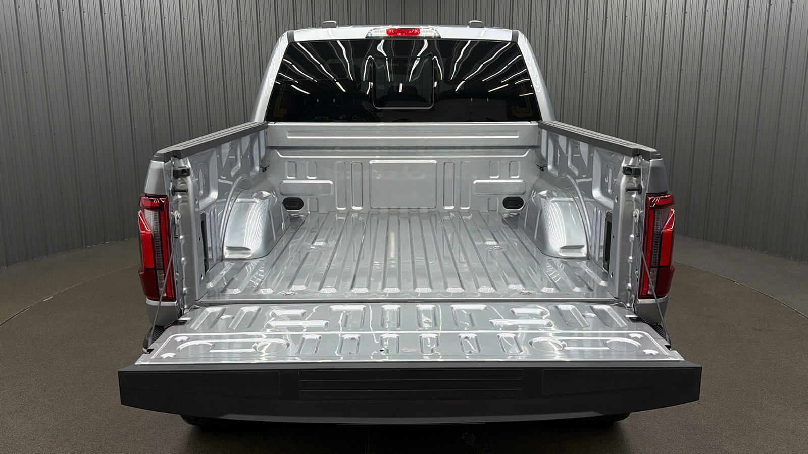Used 2026 Ford F150 Lariat AWD/4WD image 18