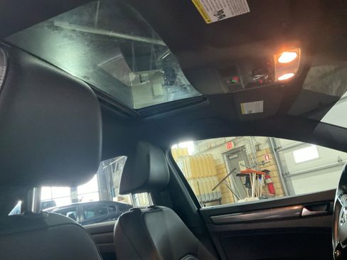 Used 2022 Volkswagen Passat 2.0T R-Line image 16