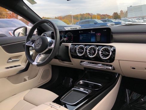 New 2025 Mercedes-Benz CLA 250 4MATIC image 19