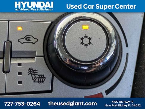 Used 2011 Chevrolet Equinox LT w/ Chrome Appearance Package FWD image 24