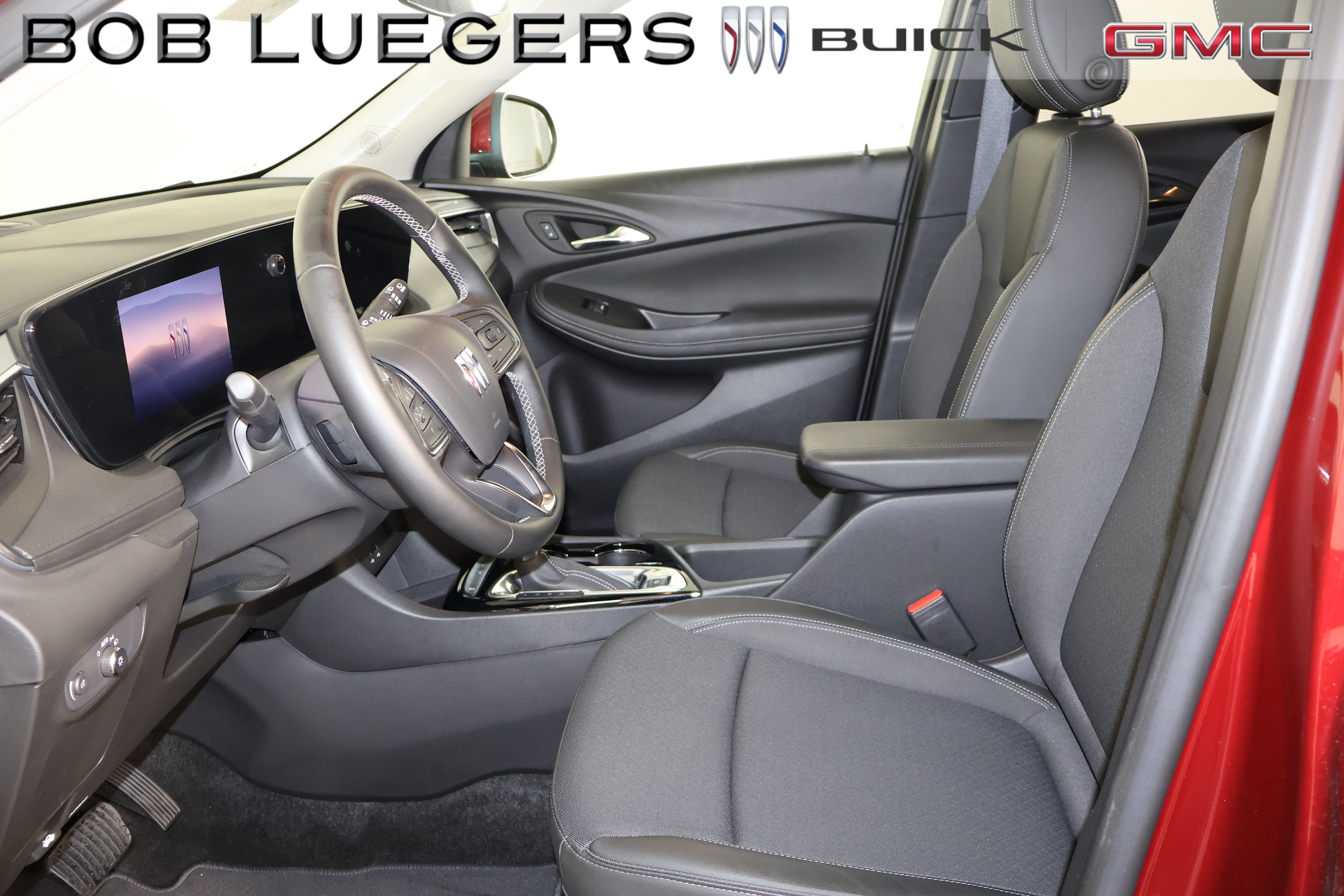Certified 2024 Buick Encore GX Preferred FWD image 9