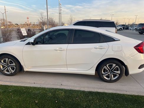 Used 2018 Honda Civic LX image 3