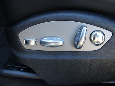 New 2026 Porsche Macan S AWD/4WD image 26