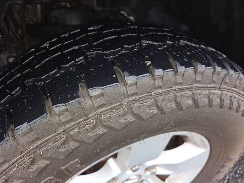 Used 2019 RAM 1500 Classic SLT AWD/4WD image 11