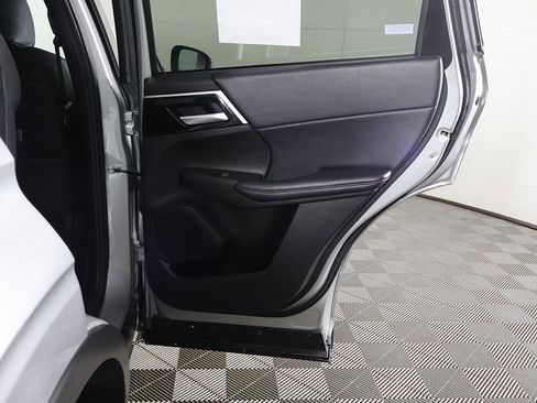 Used 2024 Mitsubishi Outlander SE image 23