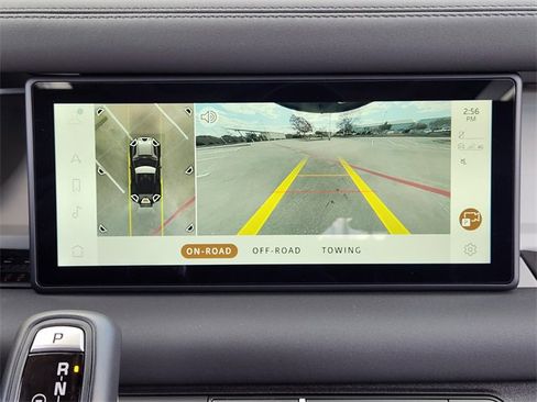 Used 2024 Land Rover Defender 90 S image 17