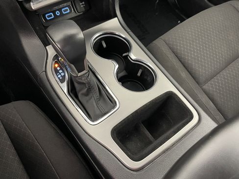 Used 2021 Jeep Grand Cherokee Laredo image 31