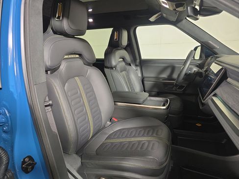 Used 2023 Rivian R1S Adventure image 24