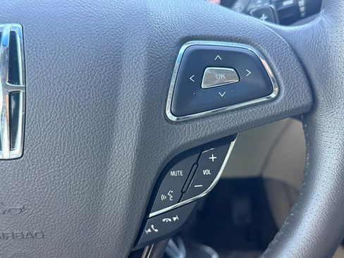 Used 2013 Lincoln MKZ AWD image 16