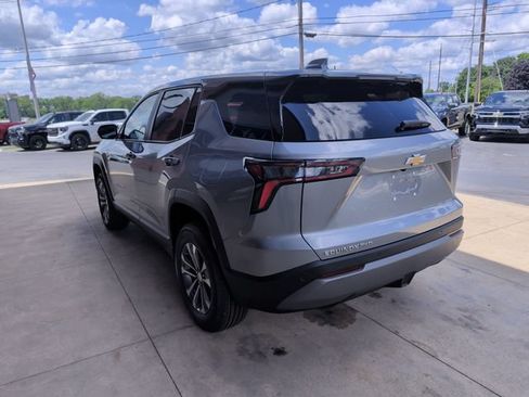Used 2026 Chevrolet Equinox LT AWD/4WD image 6