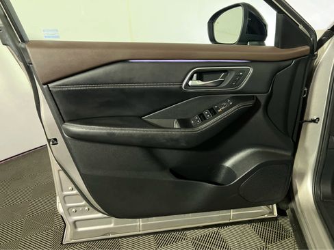 Certified 2022 Nissan Rogue Platinum w/ Head-Up Display Package AWD/4WD image 23