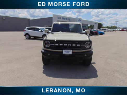 New 2025 Ford Bronco Outer Banks image 3