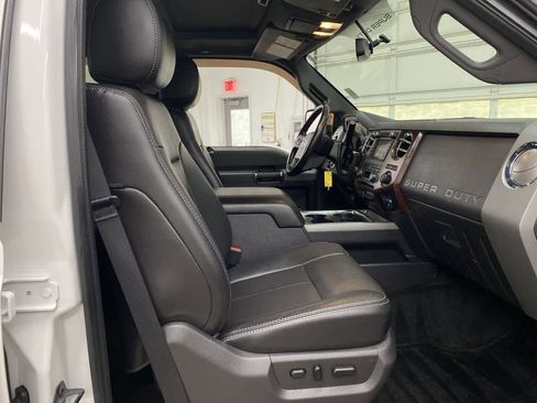 Used 2012 Ford F250 Lariat w/ Chrome Pkg AWD/4WD image 19
