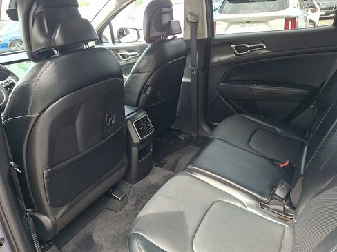 Used 2023 Kia Sportage EX FWD image 22