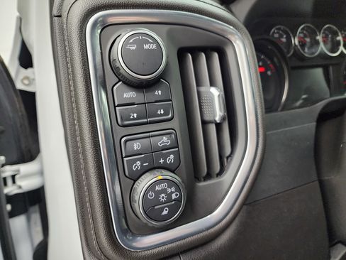 Used 2022 Chevrolet Silverado 2500 LTZ w/ Safety Package image 39