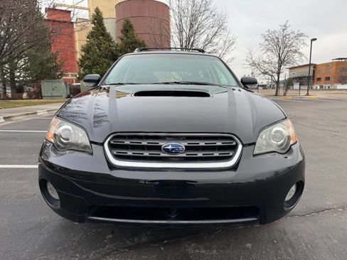 Used 2005 Subaru Outback 2.5XT Limited image 3