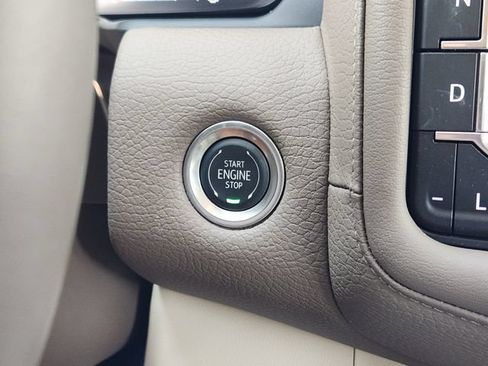 Used 2024 GMC Yukon Denali AWD/4WD image 21