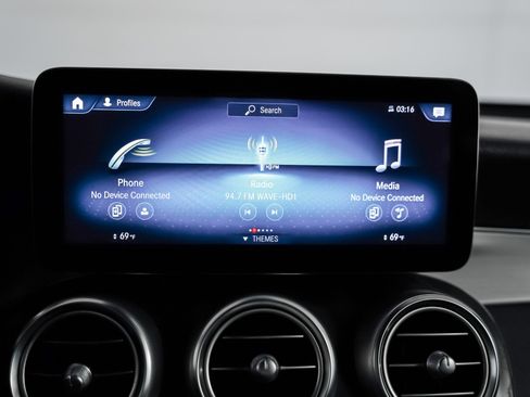 Certified 2022 Mercedes-Benz GLC 300 image 21