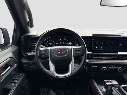 Used 2023 GMC Sierra 1500 SLT w/ SLT Premium Plus Package AWD/4WD image 22