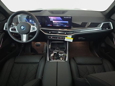 New 2026 BMW X5 xDrive50e w/ M Sport Package AWD/4WD image 10
