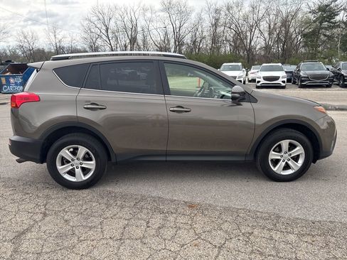 Used 2013 Toyota RAV4 XLE image 5