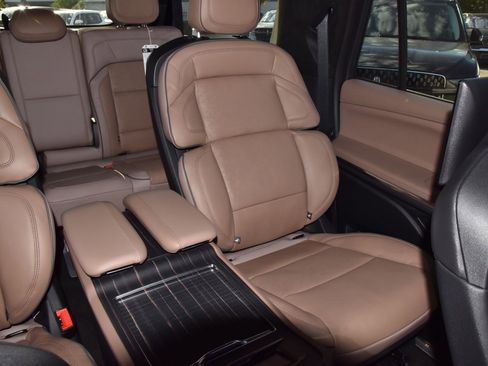 New 2025 Lincoln Navigator L Black Label image 24