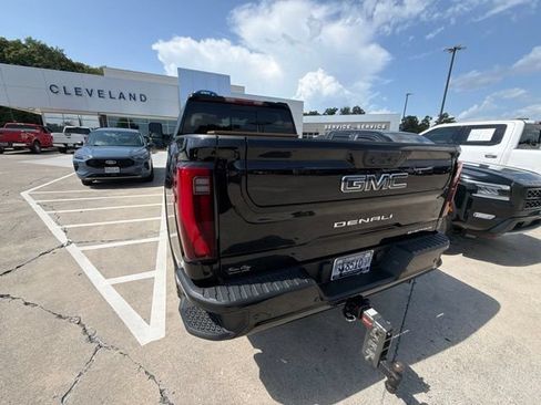 Used 2024 GMC Sierra 2500 Denali Ultimate w/ Max Trailering Package AWD/4WD image 31