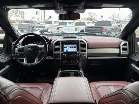 Used 2019 Ford F350 Platinum w/ Platinum Ultimate Package image 34