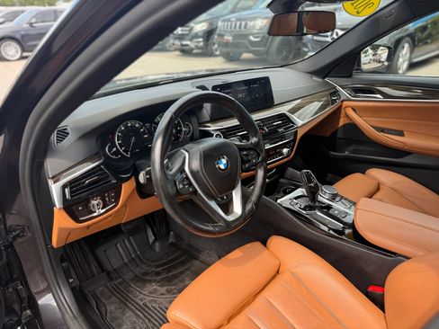 Used 2018 BMW 530i xDrive AWD/4WD image 17