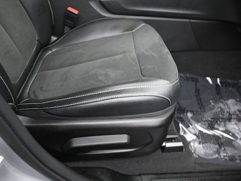 Used 2023 Jeep Grand Cherokee L Laredo RWD image 44