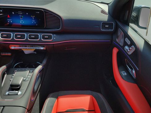 New 2026 Mercedes-Benz GLE 53 AMG 4MATIC image 17
