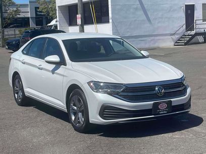 Used 2023 Volkswagen Jetta SE