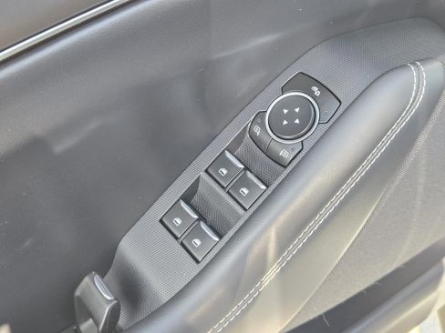 Used 2023 Ford Mustang Mach-E Select image 23