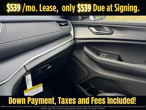 New 2025 Jeep Grand Cherokee Altitude image 29