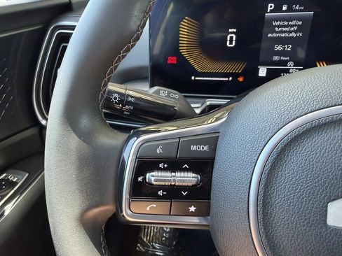 Used 2025 Kia Sorento S w/ Panoramic Sunroof Package FWD image 27