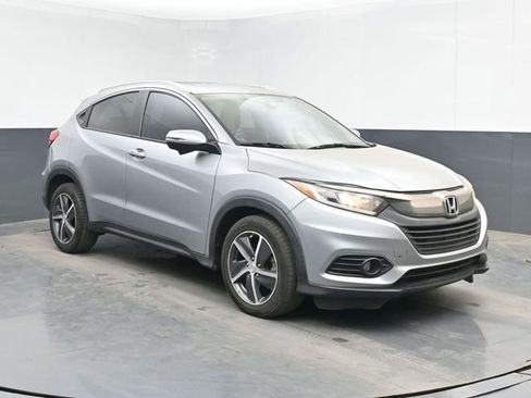 Used 2021 Honda HR-V EX image 2