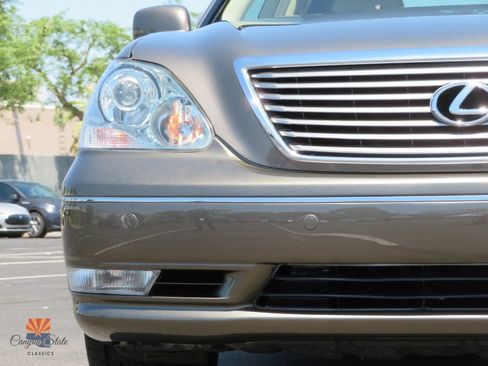 Used 2004 Lexus LS 430 RWD image 20