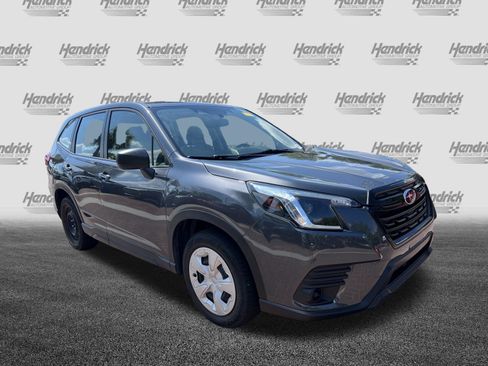 Used 2022 Subaru Forester AWD/4WD image 2