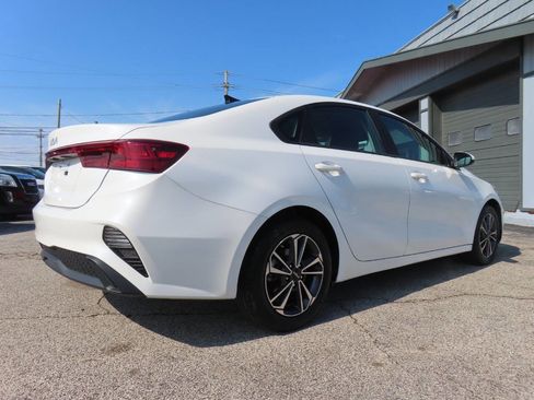 Used 2024 Kia Forte LXS image 2