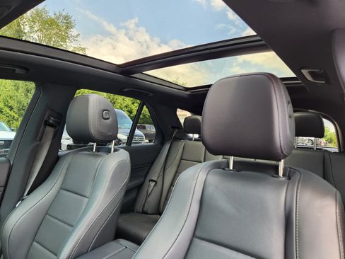 Used 2024 Mercedes-Benz GLE 350 4MATIC image 9