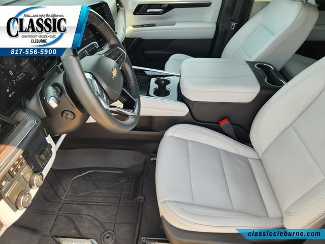 Used 2026 Chevrolet Tahoe Premier RWD image 14