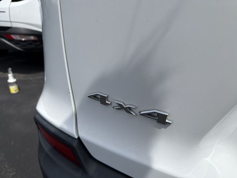 Used 2019 Jeep Cherokee Limited AWD/4WD image 8