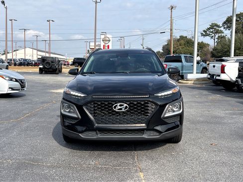 Used 2019 Hyundai Kona SEL image 2