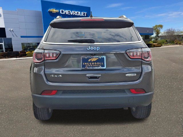 Used 2018 Jeep Compass Latitude w/ Popular Equipment Group AWD/4WD image 25