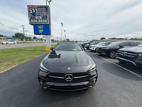 Used 2025 Mercedes-Benz CLE 300 4MATIC Cabriolet image 9