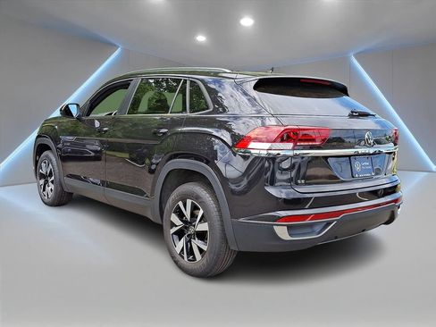 Used 2023 Volkswagen Atlas Cross Sport SE AWD/4WD image 6
