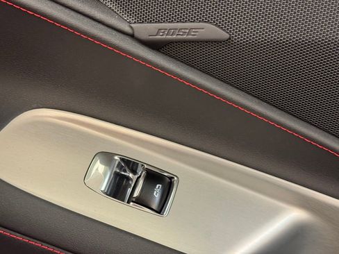 Used 2024 Chevrolet Corvette Stingray Coupe w/ Z51 Performance Package image 19